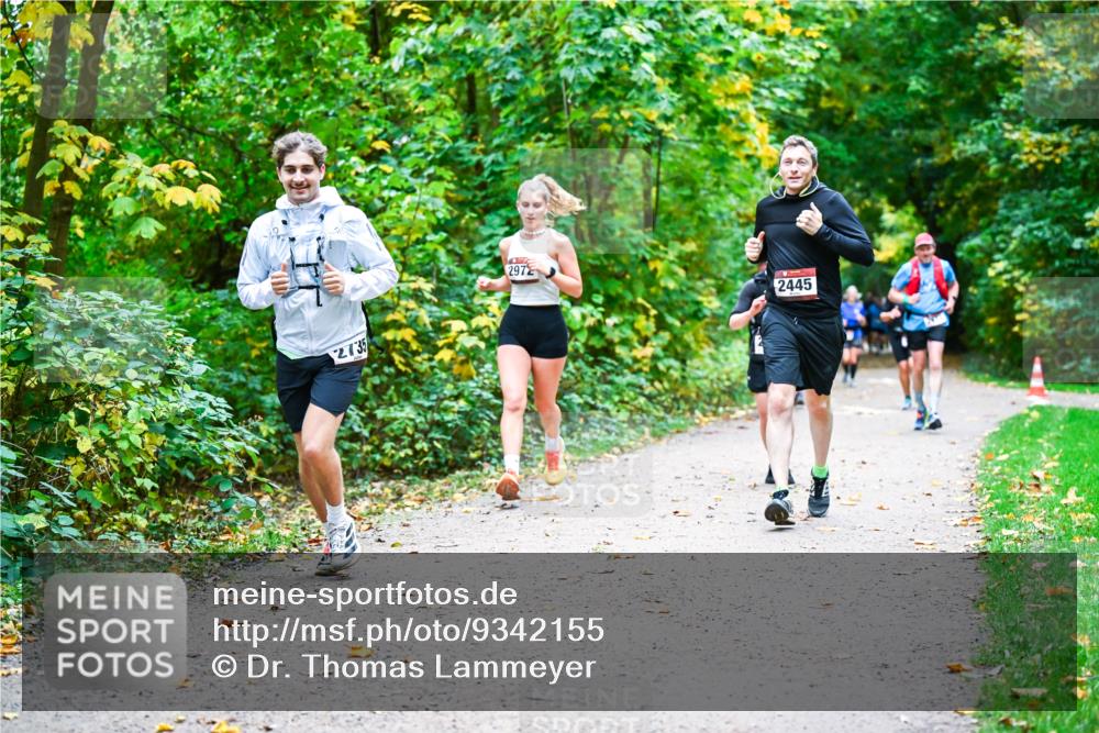 12.10.2025 - Bramfelder Halbmarathon 2025 Dr. Thomas Lammeyer http://msf.ph/oto/9342155 12.10.2025 09:54:10 Laufen  meine-sportfotos.de
