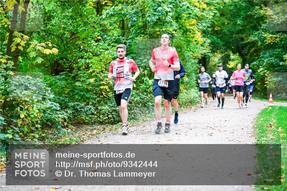 12.10.2025 - Bramfelder Halbmarathon 2025 Dr. Thomas Lammeyer http://msf.ph/oto/9342444 12.10.2025 09:55:03 Laufen 2024, 2776, 2681, 2752 meine-sportfotos.de