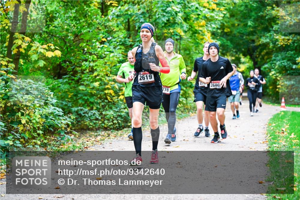 12.10.2025 - Bramfelder Halbmarathon 2025 Dr. Thomas Lammeyer http://msf.ph/oto/9342640 12.10.2025 09:55:33 Laufen 2619, 778, 22680 meine-sportfotos.de