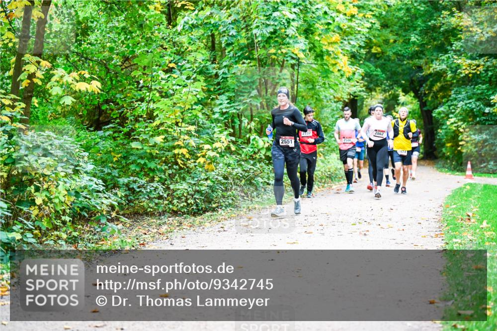 12.10.2025 - Bramfelder Halbmarathon 2025 Dr. Thomas Lammeyer http://msf.ph/oto/9342745 12.10.2025 09:55:51 Laufen 2551, 2537, 2586, 2862, 2874 meine-sportfotos.de