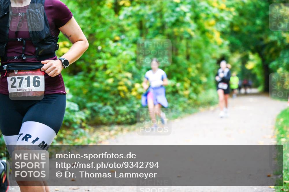 12.10.2025 - Bramfelder Halbmarathon 2025 Dr. Thomas Lammeyer http://msf.ph/oto/9342794 12.10.2025 09:55:59 Laufen 2716 meine-sportfotos.de