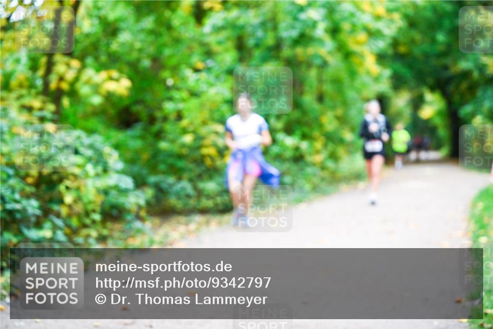 12.10.2025 - Bramfelder Halbmarathon 2025 Dr. Thomas Lammeyer http://msf.ph/oto/9342797 12.10.2025 09:56:00 Laufen  meine-sportfotos.de