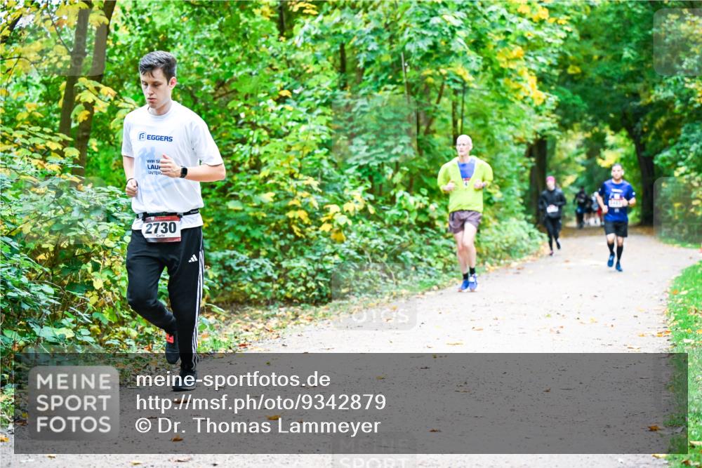 12.10.2025 - Bramfelder Halbmarathon 2025 Dr. Thomas Lammeyer http://msf.ph/oto/9342879 12.10.2025 09:56:22 Laufen 2730 meine-sportfotos.de