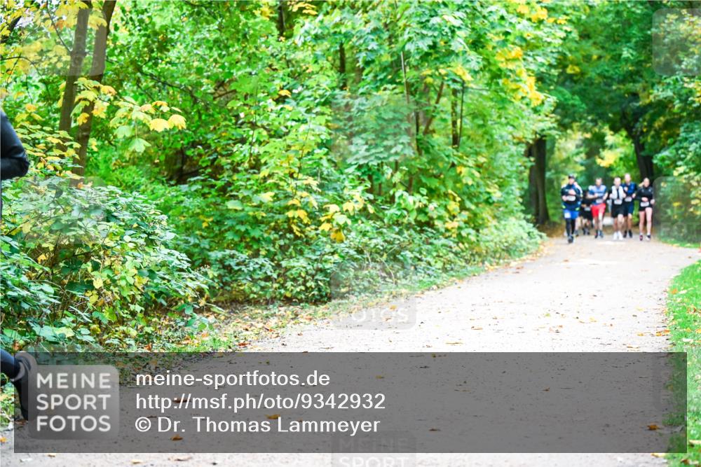 12.10.2025 - Bramfelder Halbmarathon 2025 Dr. Thomas Lammeyer http://msf.ph/oto/9342932 12.10.2025 09:56:31 Laufen  meine-sportfotos.de