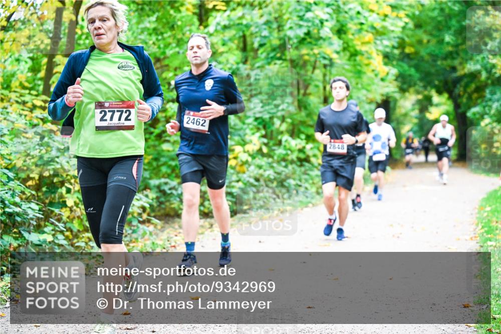 12.10.2025 - Bramfelder Halbmarathon 2025 Dr. Thomas Lammeyer http://msf.ph/oto/9342969 12.10.2025 09:56:45 Laufen 2772, 2462, 2848 meine-sportfotos.de