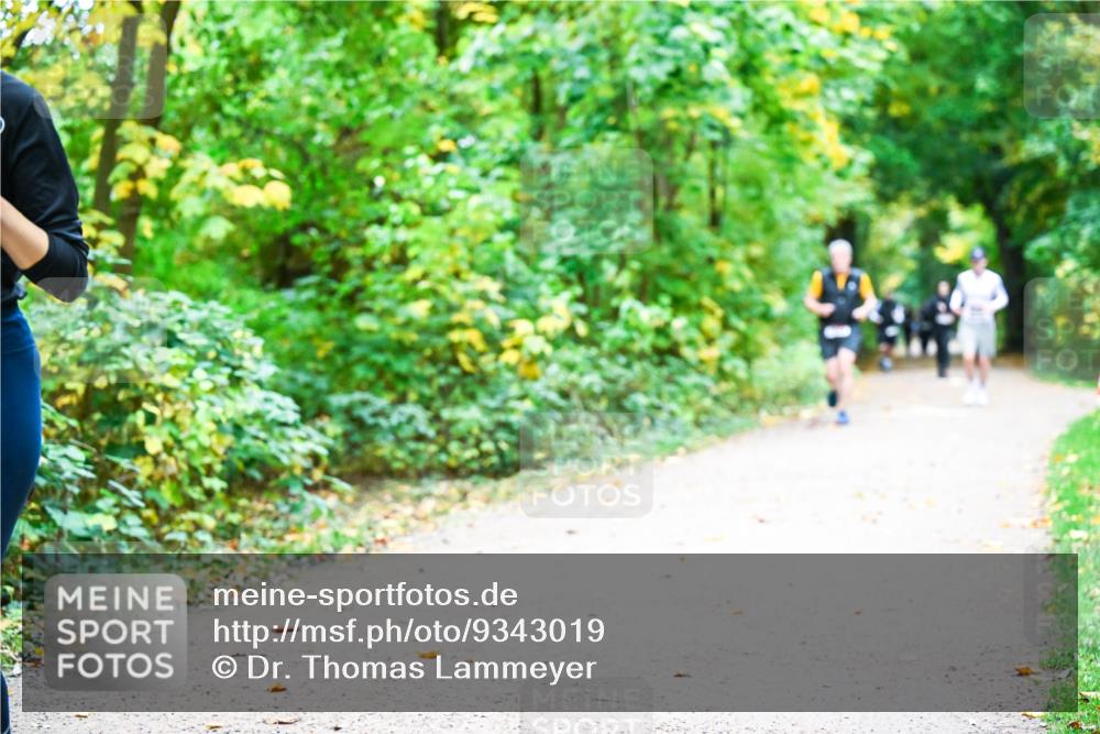 12.10.2025 - Bramfelder Halbmarathon 2025 Dr. Thomas Lammeyer http://msf.ph/oto/9343019 12.10.2025 09:56:54 Laufen  meine-sportfotos.de