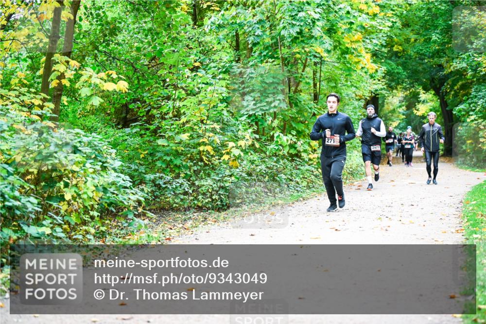 12.10.2025 - Bramfelder Halbmarathon 2025 Dr. Thomas Lammeyer http://msf.ph/oto/9343049 12.10.2025 09:57:03 Laufen 271, 2471 meine-sportfotos.de