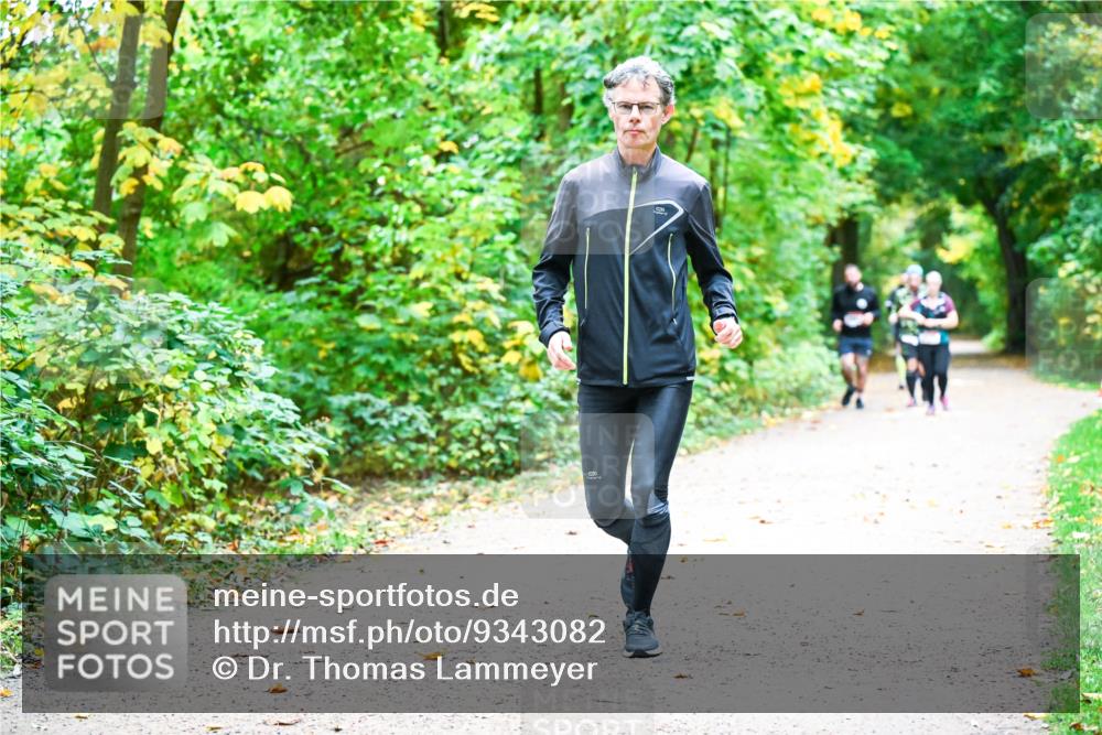 12.10.2025 - Bramfelder Halbmarathon 2025 Dr. Thomas Lammeyer http://msf.ph/oto/9343082 12.10.2025 09:57:09 Laufen  meine-sportfotos.de