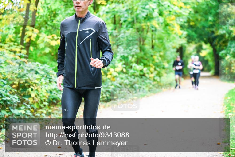12.10.2025 - Bramfelder Halbmarathon 2025 Dr. Thomas Lammeyer http://msf.ph/oto/9343088 12.10.2025 09:57:10 Laufen  meine-sportfotos.de