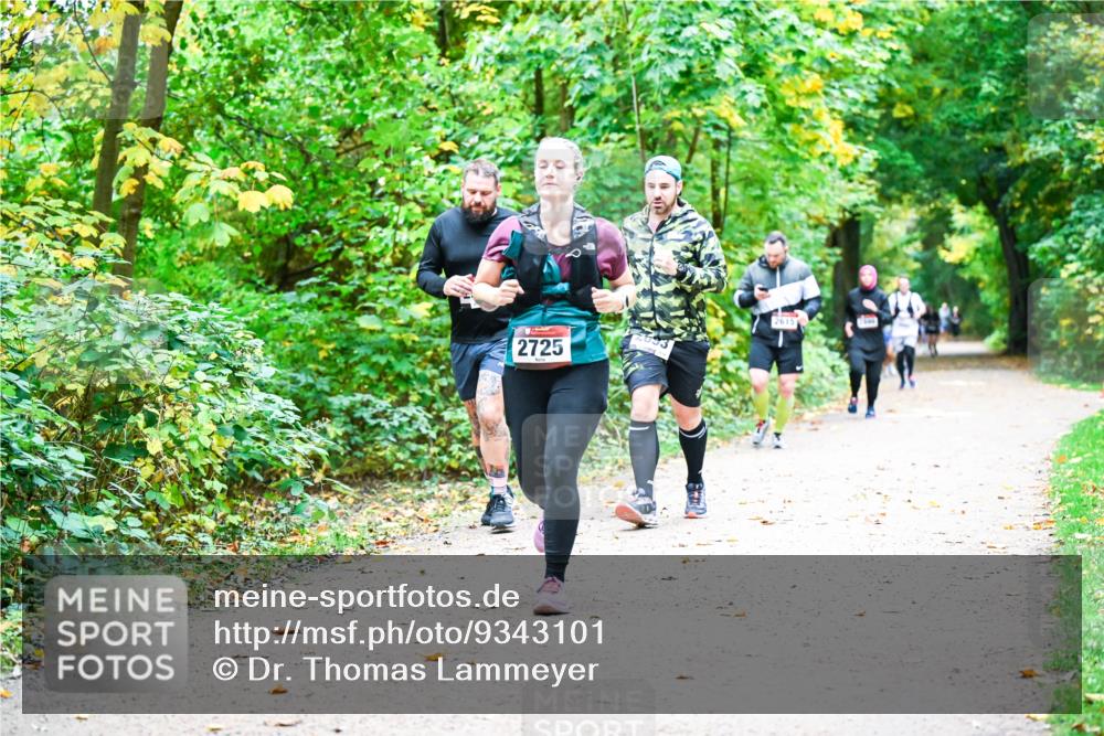 12.10.2025 - Bramfelder Halbmarathon 2025 Dr. Thomas Lammeyer http://msf.ph/oto/9343101 12.10.2025 09:57:16 Laufen 2615, 2725 meine-sportfotos.de