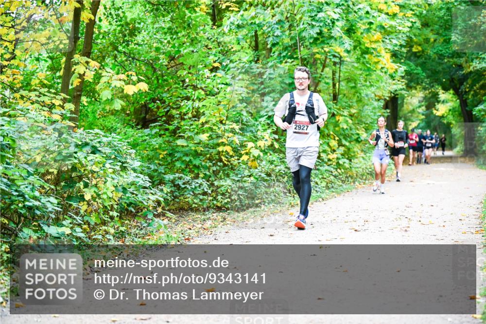 12.10.2025 - Bramfelder Halbmarathon 2025 Dr. Thomas Lammeyer http://msf.ph/oto/9343141 12.10.2025 09:57:24 Laufen 2927 meine-sportfotos.de
