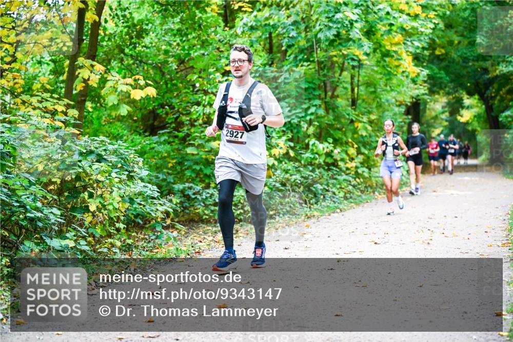 12.10.2025 - Bramfelder Halbmarathon 2025 Dr. Thomas Lammeyer http://msf.ph/oto/9343147 12.10.2025 09:57:25 Laufen 2927 meine-sportfotos.de