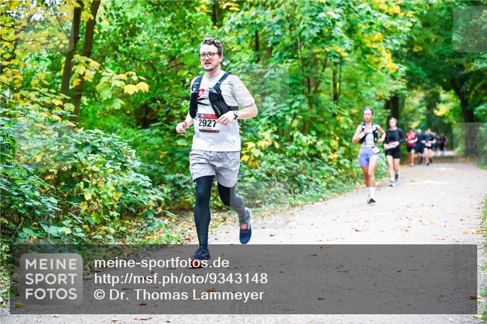 12.10.2025 - Bramfelder Halbmarathon 2025 Dr. Thomas Lammeyer http://msf.ph/oto/9343148 12.10.2025 09:57:25 Laufen 2927 meine-sportfotos.de