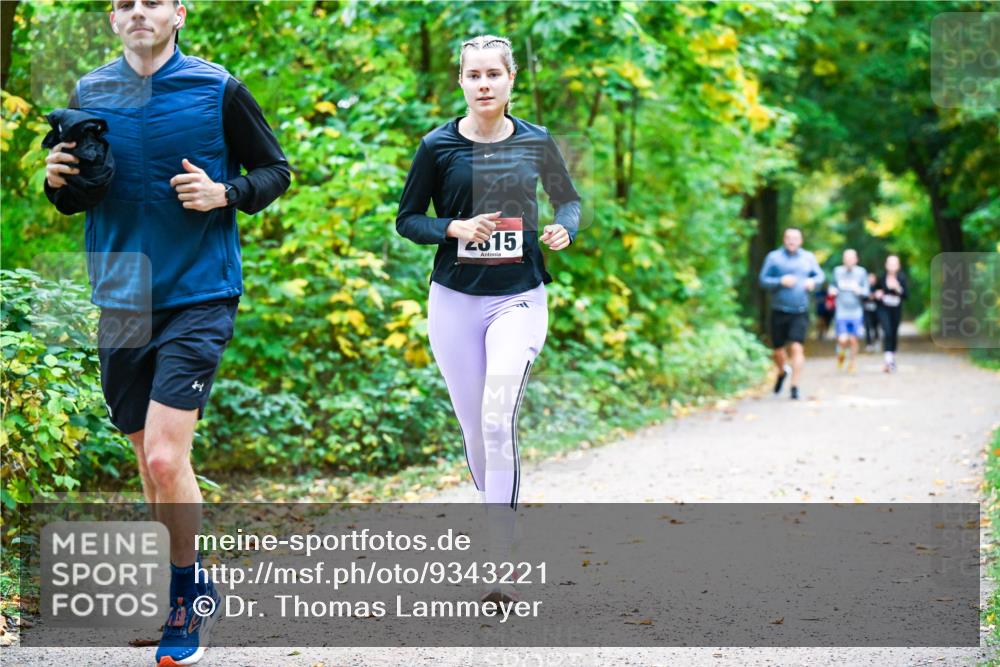 12.10.2025 - Bramfelder Halbmarathon 2025 Dr. Thomas Lammeyer http://msf.ph/oto/9343221 12.10.2025 09:57:42 Laufen 2015 meine-sportfotos.de