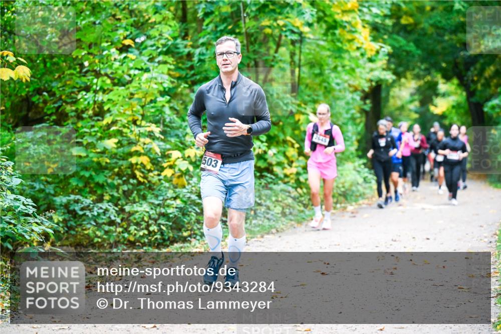 12.10.2025 - Bramfelder Halbmarathon 2025 Dr. Thomas Lammeyer http://msf.ph/oto/9343284 12.10.2025 09:57:59 Laufen 503, 2645 meine-sportfotos.de