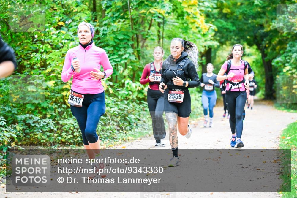 12.10.2025 - Bramfelder Halbmarathon 2025 Dr. Thomas Lammeyer http://msf.ph/oto/9343330 12.10.2025 09:58:08 Laufen 2648, 287, 2555 meine-sportfotos.de