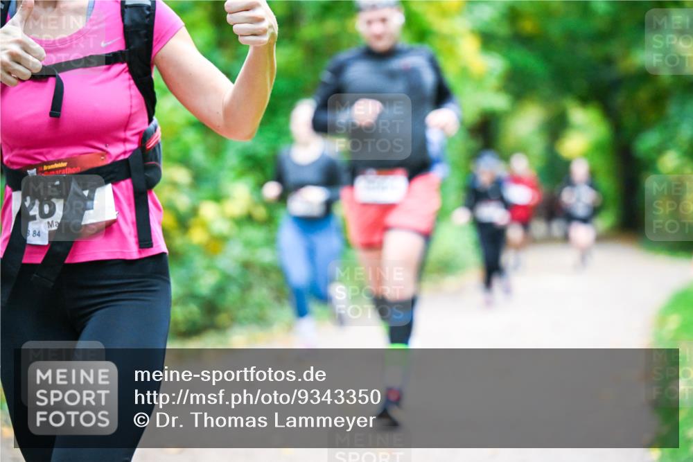 12.10.2025 - Bramfelder Halbmarathon 2025 Dr. Thomas Lammeyer http://msf.ph/oto/9343350 12.10.2025 09:58:11 Laufen 20, 884 meine-sportfotos.de