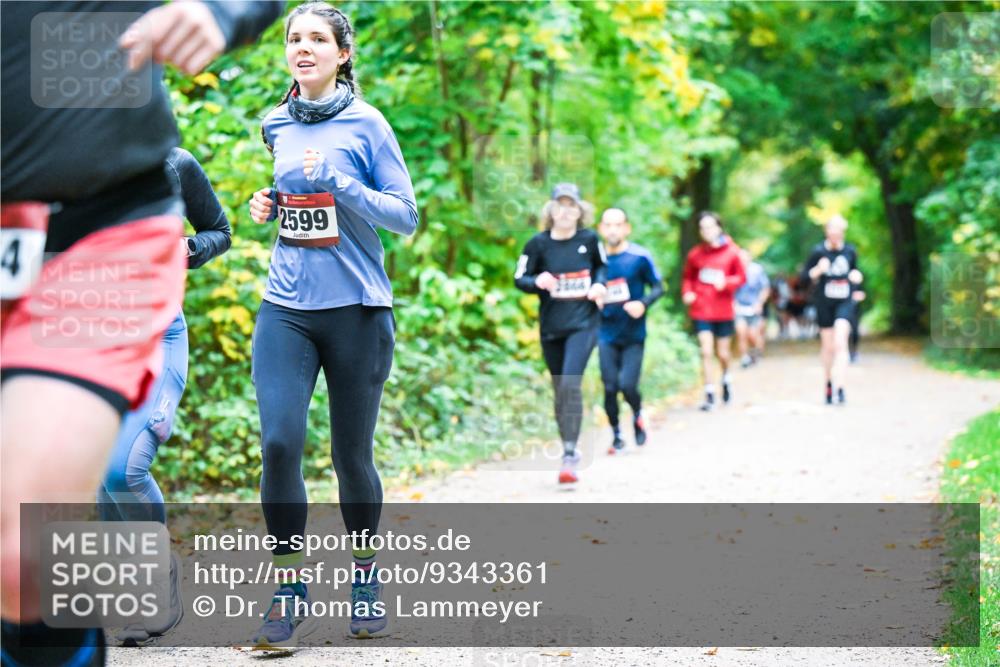 12.10.2025 - Bramfelder Halbmarathon 2025 Dr. Thomas Lammeyer http://msf.ph/oto/9343361 12.10.2025 09:58:13 Laufen 4, 2599 meine-sportfotos.de