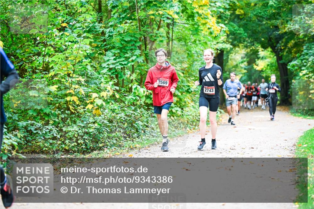 12.10.2025 - Bramfelder Halbmarathon 2025 Dr. Thomas Lammeyer http://msf.ph/oto/9343386 12.10.2025 09:58:17 Laufen 2569, 2743 meine-sportfotos.de