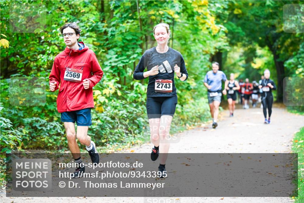 12.10.2025 - Bramfelder Halbmarathon 2025 Dr. Thomas Lammeyer http://msf.ph/oto/9343395 12.10.2025 09:58:19 Laufen 2569, 2743 meine-sportfotos.de