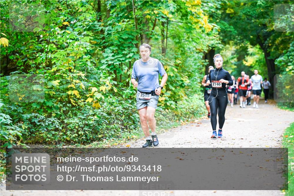 12.10.2025 - Bramfelder Halbmarathon 2025 Dr. Thomas Lammeyer http://msf.ph/oto/9343418 12.10.2025 09:58:23 Laufen 2585, 27, 40 meine-sportfotos.de