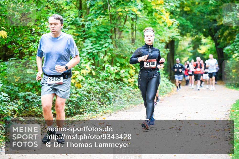 12.10.2025 - Bramfelder Halbmarathon 2025 Dr. Thomas Lammeyer http://msf.ph/oto/9343428 12.10.2025 09:58:25 Laufen 2585, 2740 meine-sportfotos.de