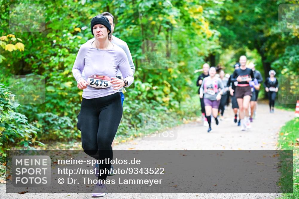 12.10.2025 - Bramfelder Halbmarathon 2025 Dr. Thomas Lammeyer http://msf.ph/oto/9343522 12.10.2025 09:58:42 Laufen 2475 meine-sportfotos.de