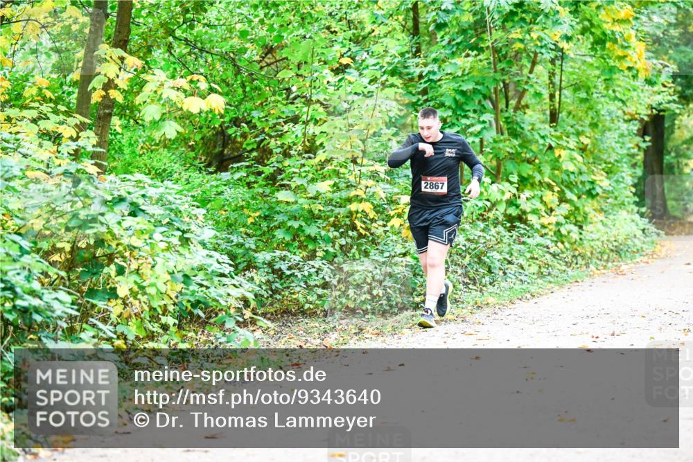 12.10.2025 - Bramfelder Halbmarathon 2025 Dr. Thomas Lammeyer http://msf.ph/oto/9343640 12.10.2025 09:59:10 Laufen 2867 meine-sportfotos.de