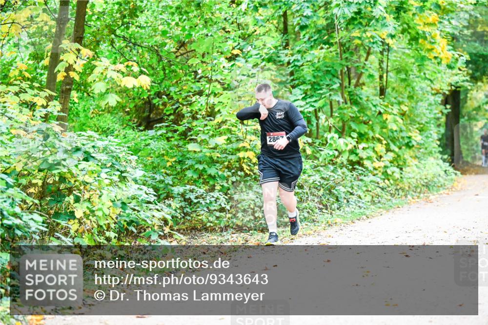 12.10.2025 - Bramfelder Halbmarathon 2025 Dr. Thomas Lammeyer http://msf.ph/oto/9343643 12.10.2025 09:59:10 Laufen 2867 meine-sportfotos.de