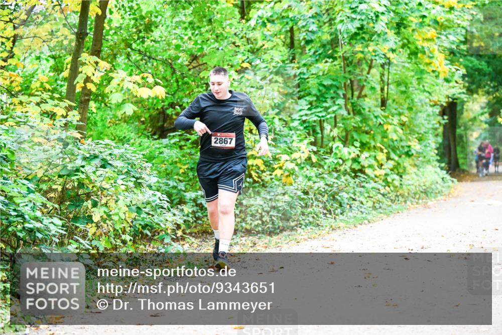 12.10.2025 - Bramfelder Halbmarathon 2025 Dr. Thomas Lammeyer http://msf.ph/oto/9343651 12.10.2025 09:59:11 Laufen 2867, 3 meine-sportfotos.de