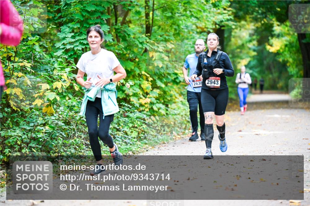 12.10.2025 - Bramfelder Halbmarathon 2025 Dr. Thomas Lammeyer http://msf.ph/oto/9343714 12.10.2025 09:59:33 Laufen 2638, 2943 meine-sportfotos.de