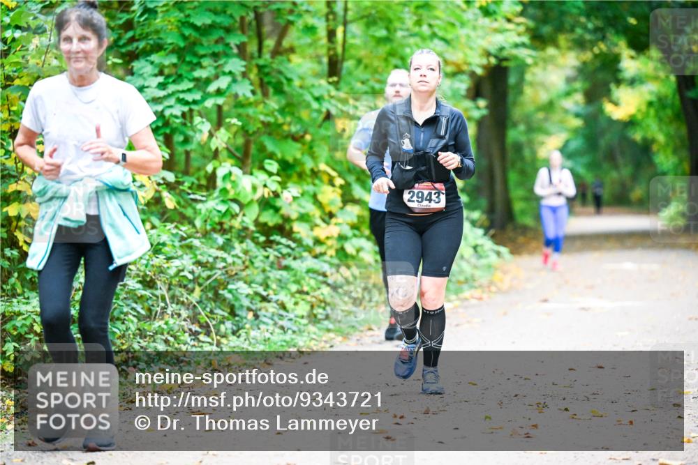 12.10.2025 - Bramfelder Halbmarathon 2025 Dr. Thomas Lammeyer http://msf.ph/oto/9343721 12.10.2025 09:59:34 Laufen 2943 meine-sportfotos.de