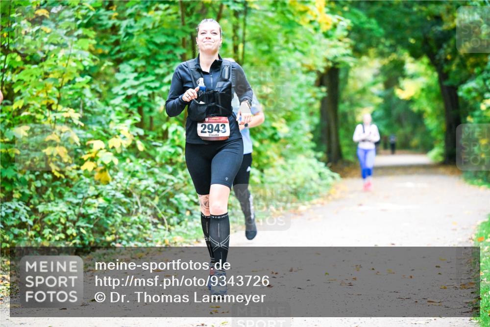 12.10.2025 - Bramfelder Halbmarathon 2025 Dr. Thomas Lammeyer http://msf.ph/oto/9343726 12.10.2025 09:59:35 Laufen 2943 meine-sportfotos.de