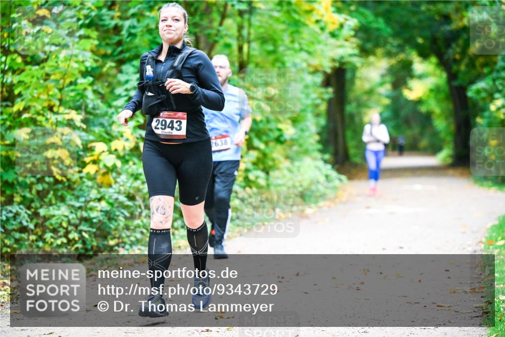 12.10.2025 - Bramfelder Halbmarathon 2025 Dr. Thomas Lammeyer http://msf.ph/oto/9343729 12.10.2025 09:59:36 Laufen 2943, 2638 meine-sportfotos.de