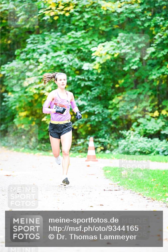 12.10.2025 - Bramfelder Halbmarathon 2025 Dr. Thomas Lammeyer http://msf.ph/oto/9344165 12.10.2025 10:05:42 Laufen 26 meine-sportfotos.de