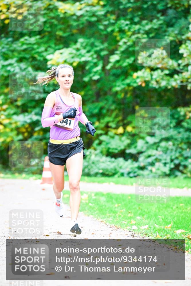 12.10.2025 - Bramfelder Halbmarathon 2025 Dr. Thomas Lammeyer http://msf.ph/oto/9344174 12.10.2025 10:05:43 Laufen 41 meine-sportfotos.de