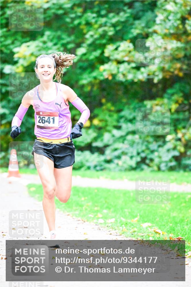 12.10.2025 - Bramfelder Halbmarathon 2025 Dr. Thomas Lammeyer http://msf.ph/oto/9344177 12.10.2025 10:05:44 Laufen 34, 2641 meine-sportfotos.de