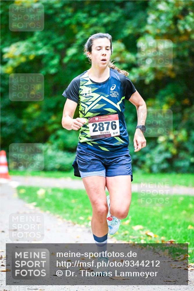 12.10.2025 - Bramfelder Halbmarathon 2025 Dr. Thomas Lammeyer http://msf.ph/oto/9344212 12.10.2025 10:06:33 Laufen 34, 2876, 44 meine-sportfotos.de