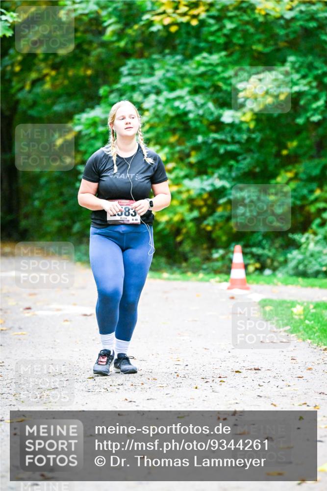 12.10.2025 - Bramfelder Halbmarathon 2025 Dr. Thomas Lammeyer http://msf.ph/oto/9344261 12.10.2025 10:07:22 Laufen 1583, 48 meine-sportfotos.de