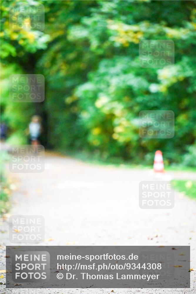 12.10.2025 - Bramfelder Halbmarathon 2025 Dr. Thomas Lammeyer http://msf.ph/oto/9344308 12.10.2025 10:08:12 Laufen  meine-sportfotos.de