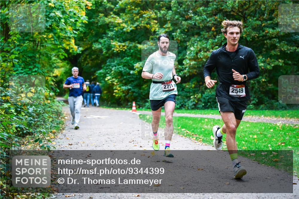 12.10.2025 - Bramfelder Halbmarathon 2025 Dr. Thomas Lammeyer http://msf.ph/oto/9344399 12.10.2025 10:09:06 Laufen 2751, 2549 meine-sportfotos.de