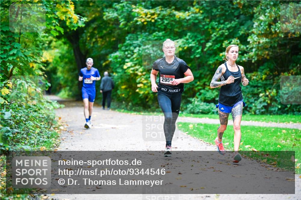 12.10.2025 - Bramfelder Halbmarathon 2025 Dr. Thomas Lammeyer http://msf.ph/oto/9344546 12.10.2025 10:10:59 Laufen 345, 2955 meine-sportfotos.de