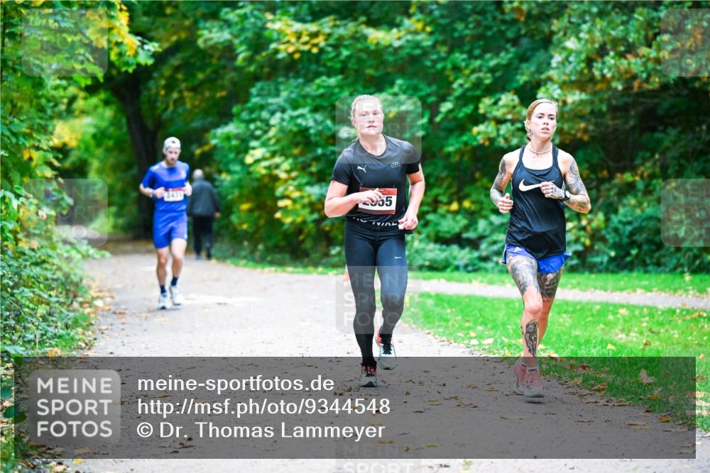 12.10.2025 - Bramfelder Halbmarathon 2025 Dr. Thomas Lammeyer http://msf.ph/oto/9344548 12.10.2025 10:10:59 Laufen 65 meine-sportfotos.de