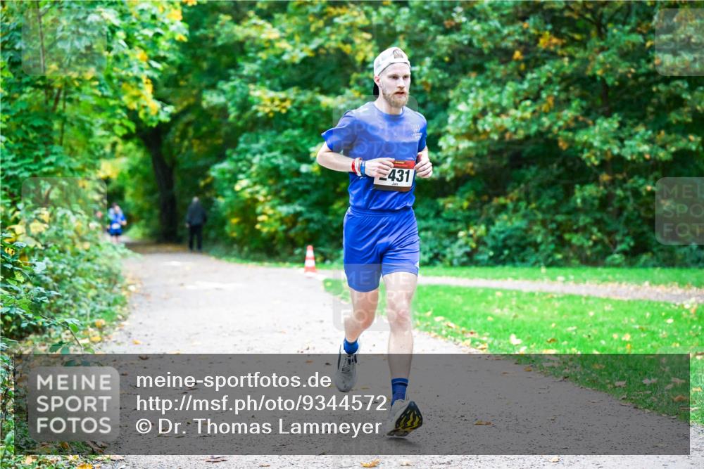 12.10.2025 - Bramfelder Halbmarathon 2025 Dr. Thomas Lammeyer http://msf.ph/oto/9344572 12.10.2025 10:11:04 Laufen 431 meine-sportfotos.de