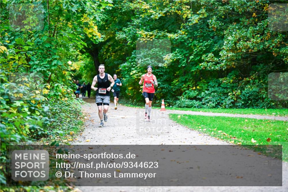 12.10.2025 - Bramfelder Halbmarathon 2025 Dr. Thomas Lammeyer http://msf.ph/oto/9344623 12.10.2025 10:11:24 Laufen 2448, 2633 meine-sportfotos.de