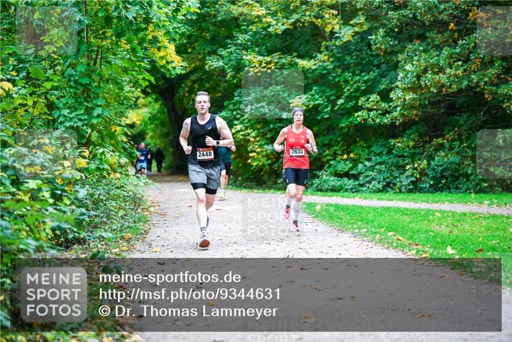 12.10.2025 - Bramfelder Halbmarathon 2025 Dr. Thomas Lammeyer http://msf.ph/oto/9344631 12.10.2025 10:11:26 Laufen 2448, 2633 meine-sportfotos.de