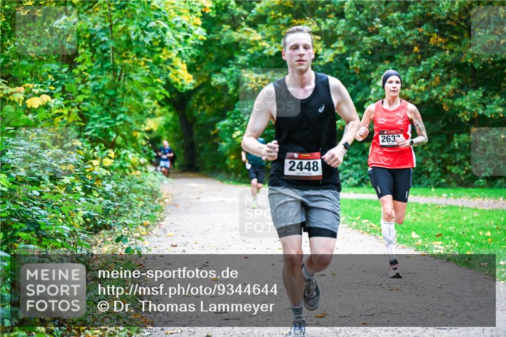 12.10.2025 - Bramfelder Halbmarathon 2025 Dr. Thomas Lammeyer http://msf.ph/oto/9344644 12.10.2025 10:11:28 Laufen 2448, 2632 meine-sportfotos.de