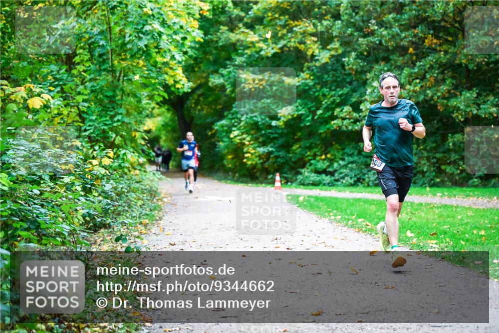 12.10.2025 - Bramfelder Halbmarathon 2025 Dr. Thomas Lammeyer http://msf.ph/oto/9344662 12.10.2025 10:11:31 Laufen 188 meine-sportfotos.de