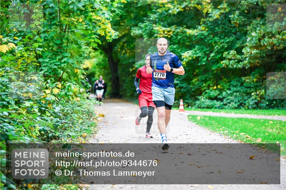 12.10.2025 - Bramfelder Halbmarathon 2025 Dr. Thomas Lammeyer http://msf.ph/oto/9344676 12.10.2025 10:11:36 Laufen 2770 meine-sportfotos.de