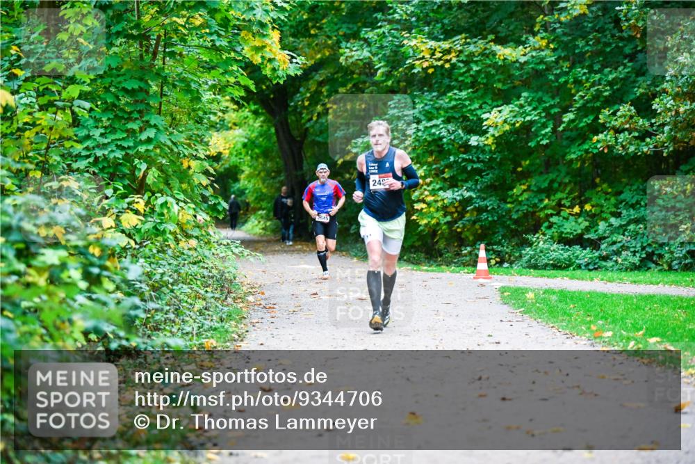 12.10.2025 - Bramfelder Halbmarathon 2025 Dr. Thomas Lammeyer http://msf.ph/oto/9344706 12.10.2025 10:11:42 Laufen 2545, 24 meine-sportfotos.de